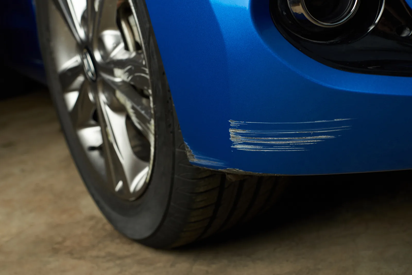 Automobilio kėbulo įbrėžimo vertinimo kontekstas