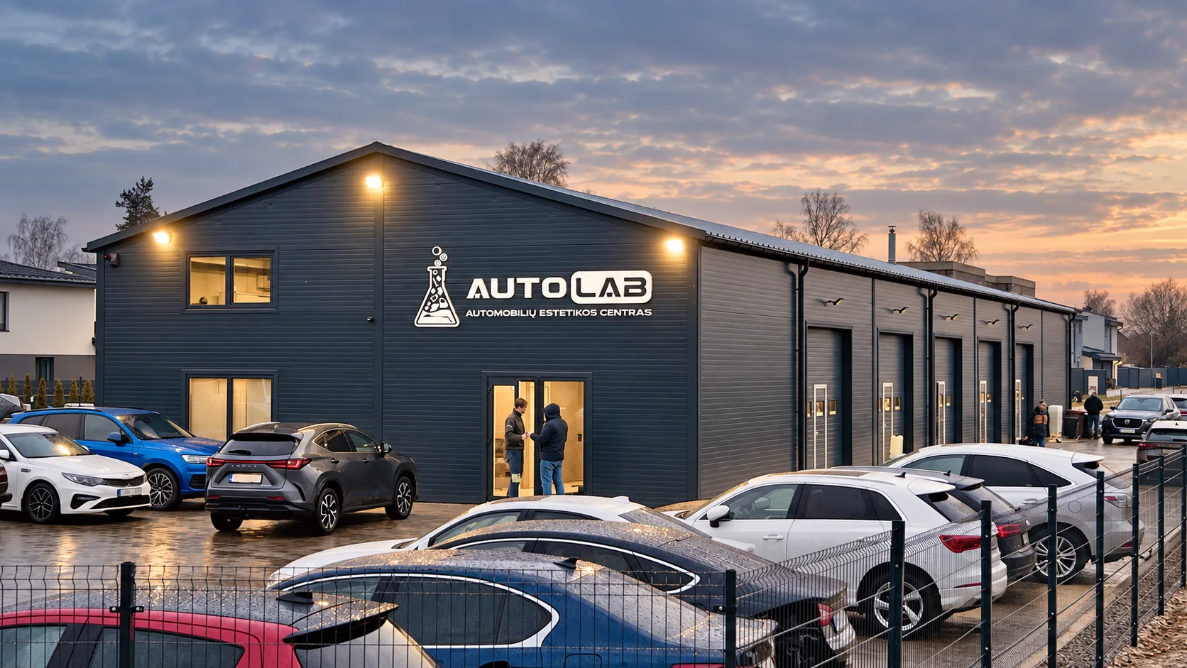 AutoLAB Vilniaus centro pastato ir kiemo vaizdas